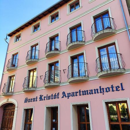 Szent Kristóf Apartmanhotel Zalaegerszeg Exterior foto